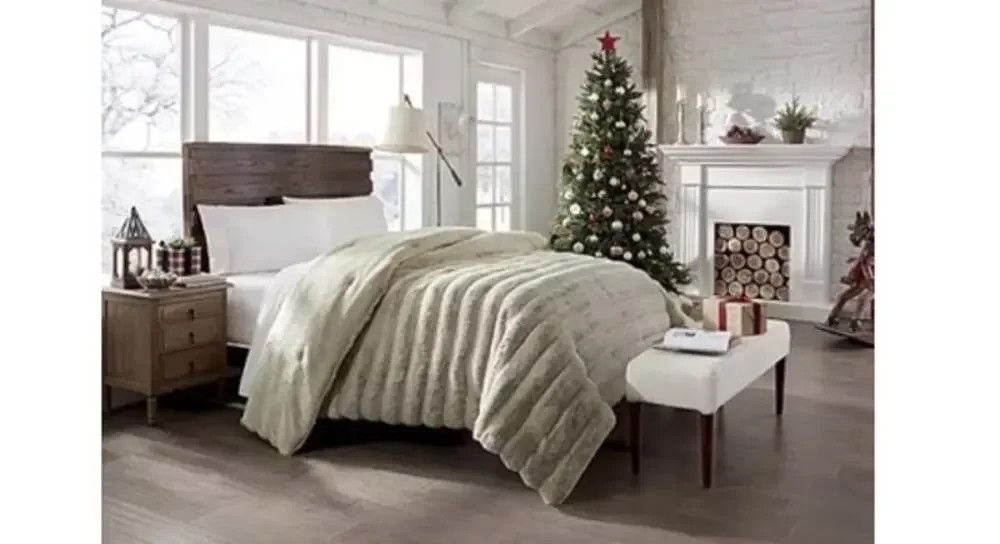 North Pole Trading Co. Reversible Carved Faux Fur Comforter Twin Silver Gray